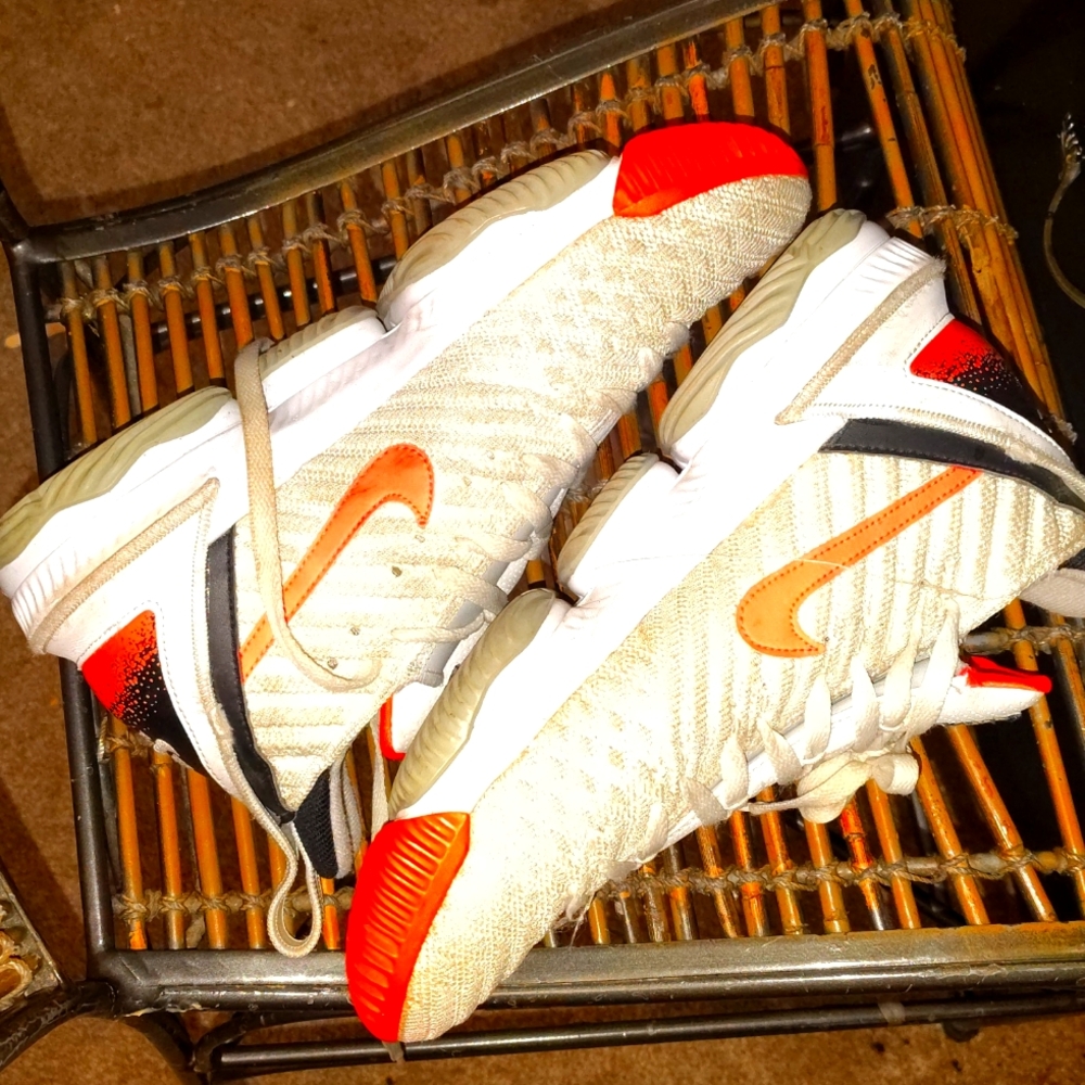 Nike Beige and Orange Sneakers